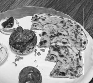 Mughlai Paratha (chicken)