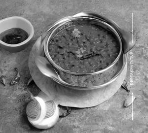 Lahsuni dal tadka