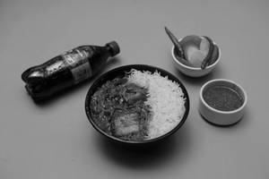 Paneer Tikka Masala Rice Bowl + Soft Drink (250 Ml)