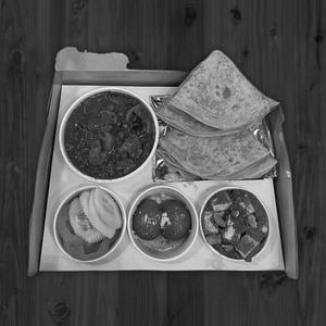 Mushroom Curry With Wheat Paratha Combo (5 Items)