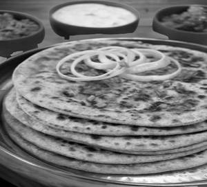 Aloo paratha                                                                      