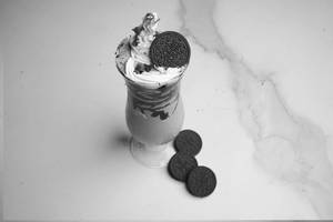 Oreo Cookie  Shake