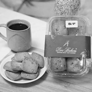 No Added Sugar Kaju Pista Biscuit Box-400 Gm