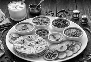 Gujarati- Deluxe Veg Thali - (curry + Roti) No Rice.