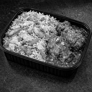 Chicken Kasha With Steaming Mugs Spl Fried Rice