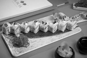 Avocado Mango Sushi Roll