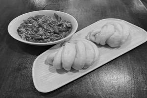 Tingmo & Chicken Shyapta