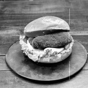 Spicy fried chicken burger