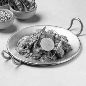 Dhaba Estyle Tawa Chicken