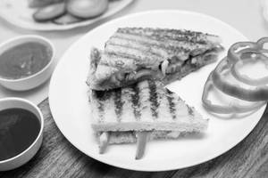 Veg Grilled Sandwich