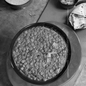 Akha Masoor (Whole Masoor Lentil Curry)