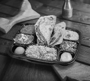 Delux Thali