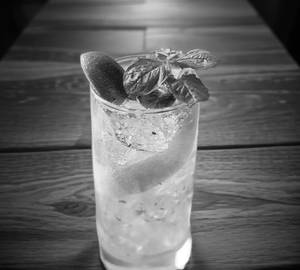 Green apple mojito