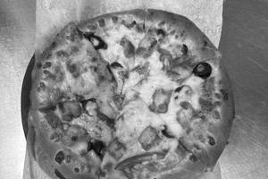 Roasted Paneer Pizza