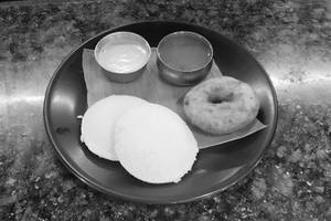 Idly (2) Vada (1)