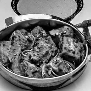 Murgh Lehsuniya Tikka
