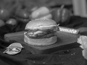 DOUBLE TROUBLE VEG BURGER
