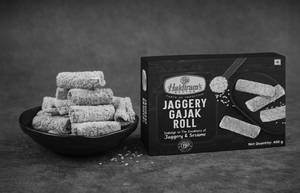 Jaggery Gajak Roll 350 GM