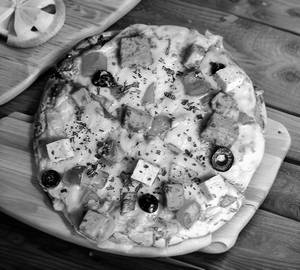 Paneer Delight Pizza