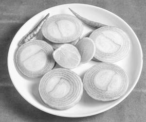 Onion salad