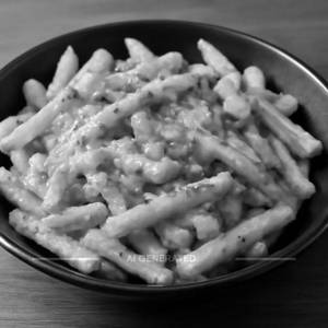 Peri Peri Saucy Fries