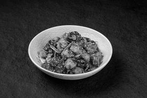 Wok Fried Diced Chicken With Smoked Chillies