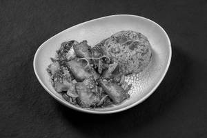 Spicy Sliced Pork Ppr Garlic