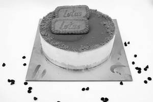 Lotus Biscoff Cake