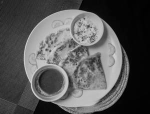 [2Pcs] Roti + Aloo Matar