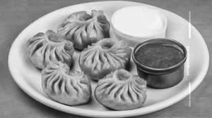 Paneer fried momos