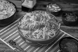 Singapore Stir Fried Noodles - Chicken