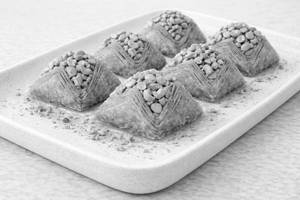 Cashew Pyramid Baklava