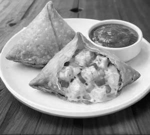 Paneer Pizza Samosa(regular size)