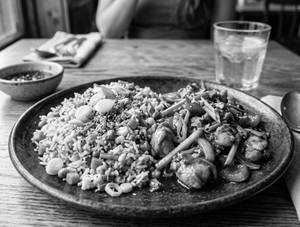 Veg Fried Rice With Ginger Chicken