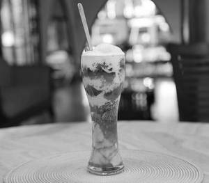 Berry Bliss Falooda