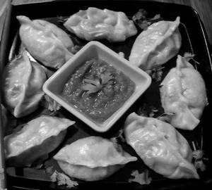 Veg Momo [ 8 Piece ] 