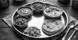 सादी Thali
