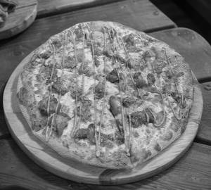 Chicken Tikka Pizza