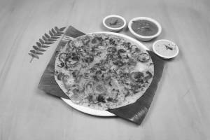 Fried Onion Uttapam