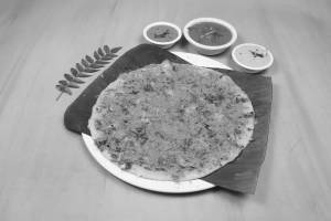 Podi Onion Uttapam