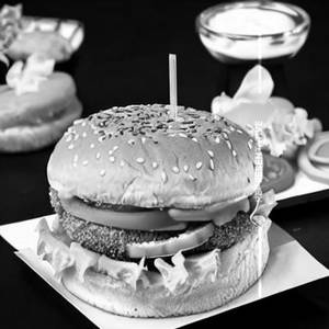 Veg farm burger