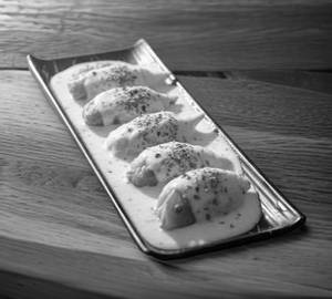 Afghani Malai Veg Momo          
