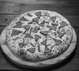 Salami Chicken Pizza