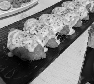 Krunchy Kurkure Melted Cheese Topped Veg Momo  