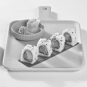 Smoked Salmon And Avocado Sushi Roll