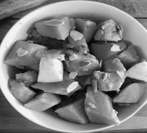 Apple with pappaya fruit bowl