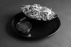 Veg Hakka Noodles