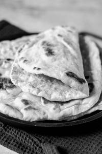 Naan [1 pieces]