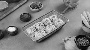 Royal Malai Momos (8pcs)