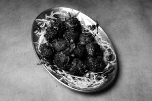Veg Manchurian Dry